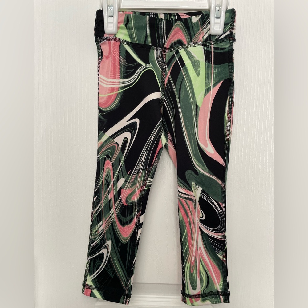 5 for $10🟢 Stylish Kids Swirl Pattern Active Leggings. 3T. EUC.